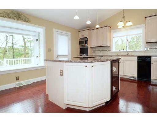 7 Treetops Ln, Danvers, MA 01923 photo 13