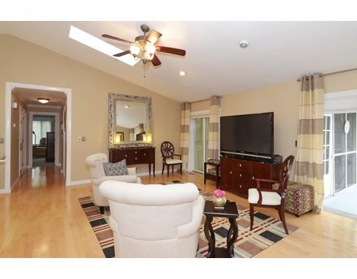 7 Treetops Ln, Danvers, MA 01923 photo 12