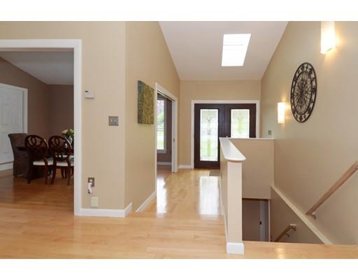 7 Treetops Ln, Danvers, MA 01923 photo 10