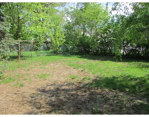 89 Clement St, Springfield, MA 01118 photo 4