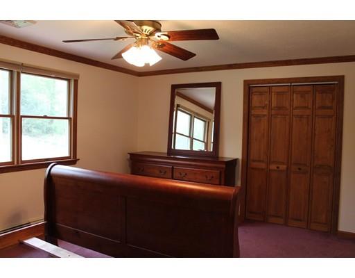 25 Corbin Rd, Dudley, MA 01571 photo 11