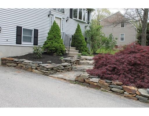 25 Corbin Rd, Dudley, MA 01571 photo 2
