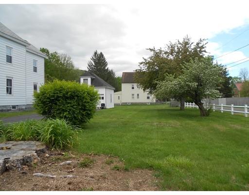 110 Maple St, Easthampton, MA 01027 photo 4