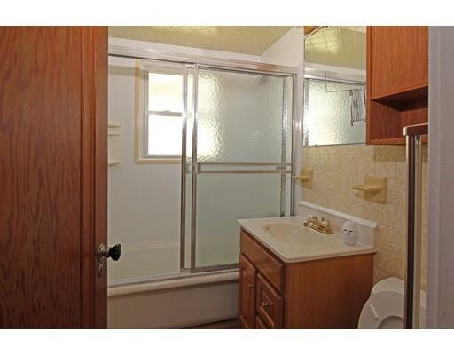 21 Vineyard St, Worcester, MA 01603 photo 7