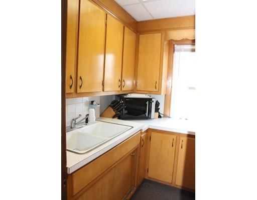 15 Stebbins St, Worcester, MA 01607 photo 6