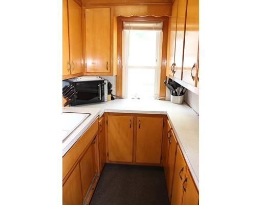 15 Stebbins St, Worcester, MA 01607 photo 5