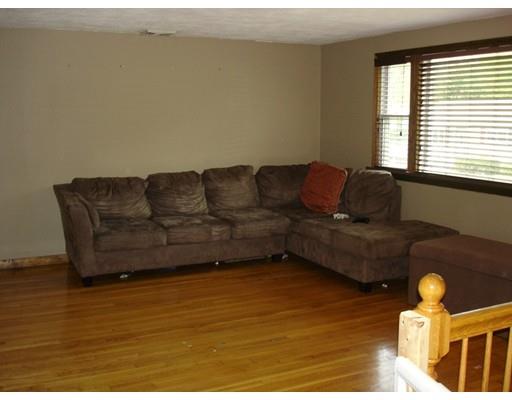 80 Berkeley Ave, Lowell, MA 01852 photo 6