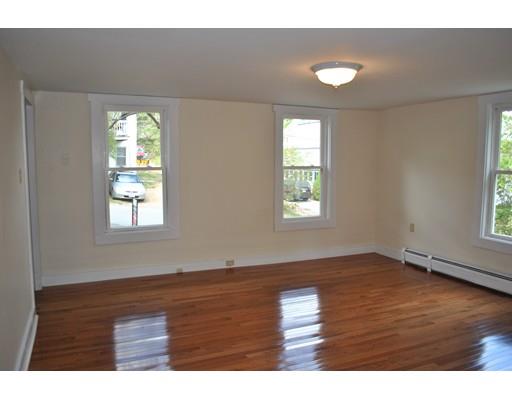 5 Stuart St, Gardner, MA 01440 photo 4