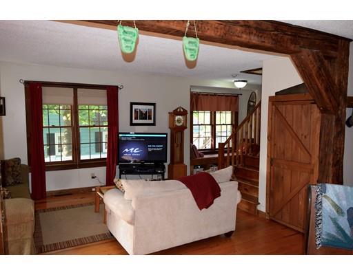 159 Laurelton St, Springfield, MA 01109 photo 13