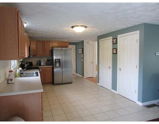 74 Cheyenne Rd, Worcester, MA 01606 photo 9