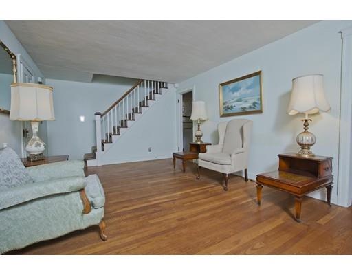277 Plumtree Rd, Springfield, MA 01118 photo 6