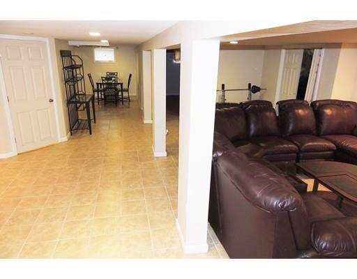 80 Martel Rd, Springfield, MA 01119 photo 17