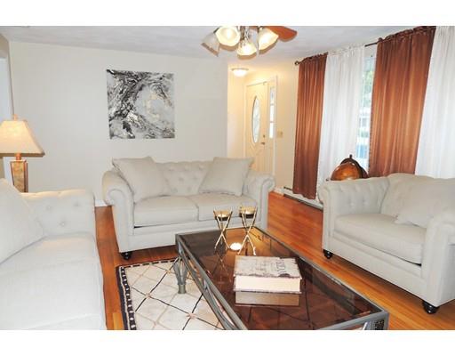 80 Martel Rd, Springfield, MA 01119 photo 4