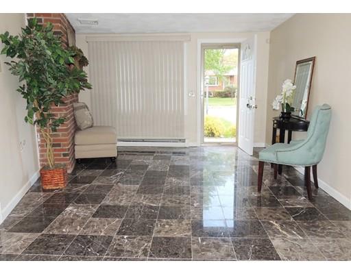 80 Martel Rd, Springfield, MA 01119 photo 2