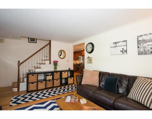 17 Longview Dr, Marblehead, MA 01945 photo 5