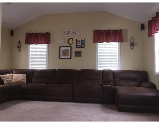 7 Phillips Ave, Wilmington, MA 01887 photo 6
