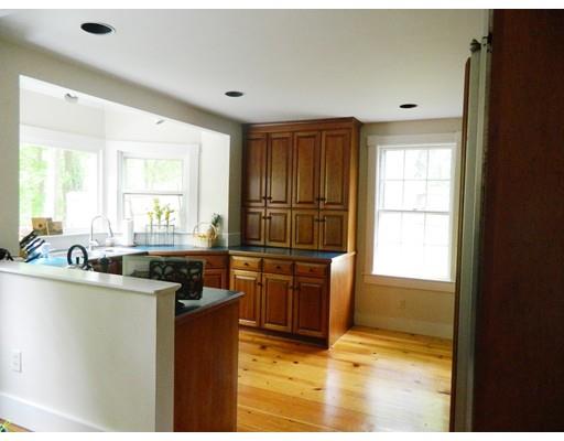 100 Beacon St, Marblehead, MA 01945 photo 13
