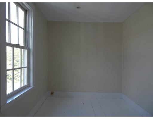 37 Gregory St, Marblehead, MA 01945 photo 14