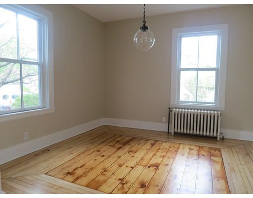 37 Gregory St, Marblehead, MA 01945 photo 6