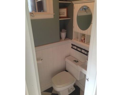 37 Gregory St, Marblehead, MA 01945 photo 9