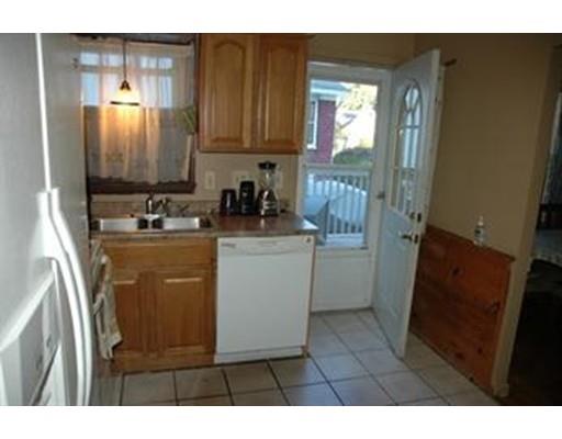 111 Beaconsfield Rd, Worcester, MA 01602 photo 4