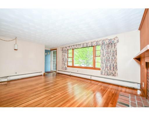 15 Kieran Rd, Reading, MA 01867 photo 3