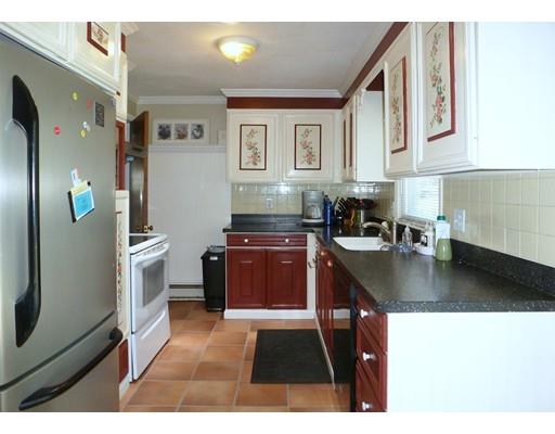 32 Sawmill Rd, Springfield, MA 01118 photo 8