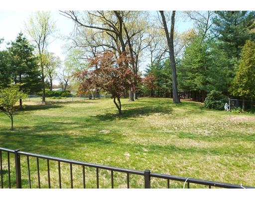 32 Sawmill Rd, Springfield, MA 01118 photo 2