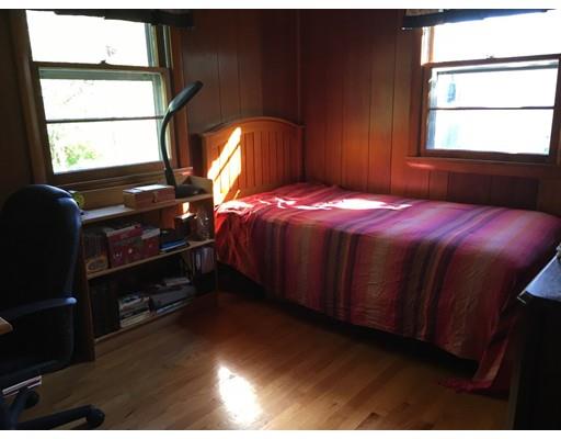 85 Beverly Dr, Westfield, MA 01085 photo 9