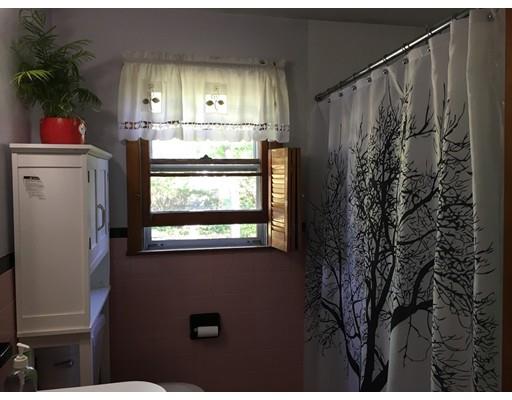 85 Beverly Dr, Westfield, MA 01085 photo 11