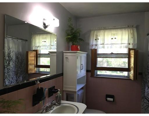 85 Beverly Dr, Westfield, MA 01085 photo 10