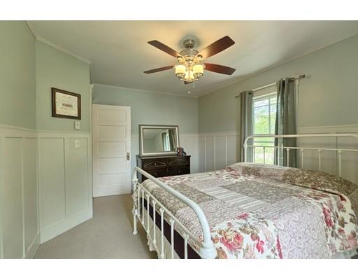 13 Cedar St, Beverly, MA 01915 photo 14