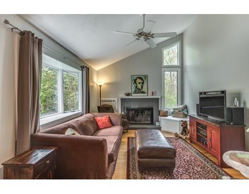 17 Robinson Rd, Beverly, MA 01915 photo 3