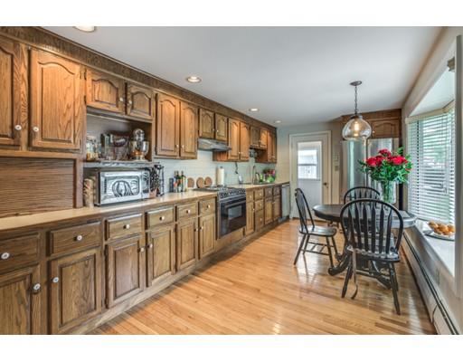 17 Robinson Rd, Beverly, MA 01915 photo 7
