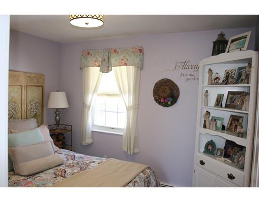 60 Hartford Ave E, Mendon, MA 01756 photo 15