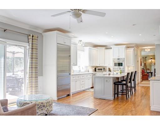 9 Timberline Dr, Walpole, MA 02081 photo 4