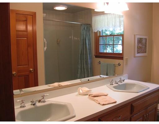 7 Fieldstone Path, Walpole, MA 02081 photo 20
