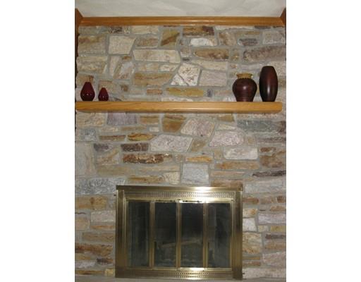 7 Fieldstone Path, Walpole, MA 02081 photo 13