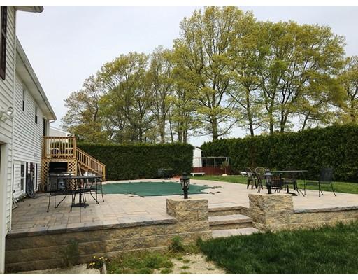 706 Norman St, Fall River, MA 02721 photo 4