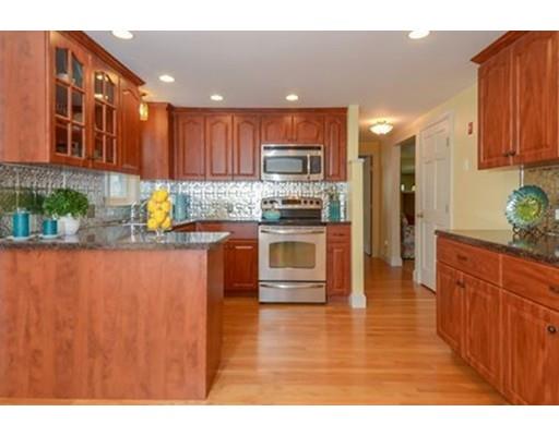 693 Greendale Ave, Needham, MA 02492 photo 5