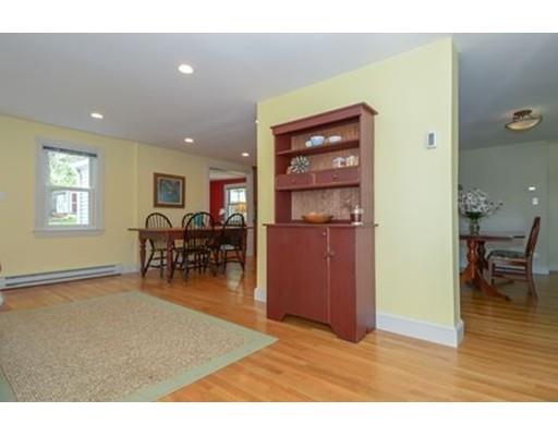 693 Greendale Ave, Needham, MA 02492 photo 11