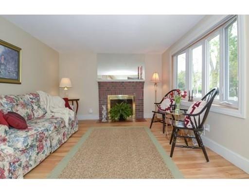 693 Greendale Ave, Needham, MA 02492 photo 15