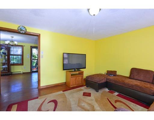 5 Champlain Cir, Dorchester Center, MA 02124 photo 3