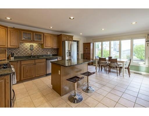 35 Greene St, Beverly, MA 01915 photo 7