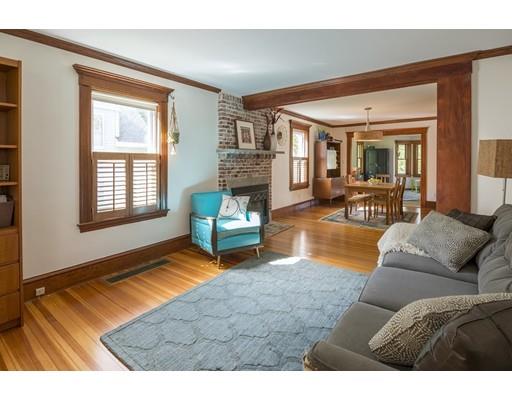 35 Greene St, Beverly, MA 01915 photo 3