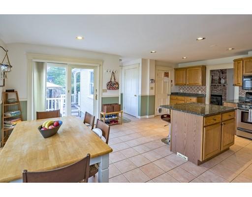 35 Greene St, Beverly, MA 01915 photo 12
