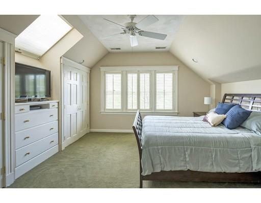 35 Greene St, Beverly, MA 01915 photo 16