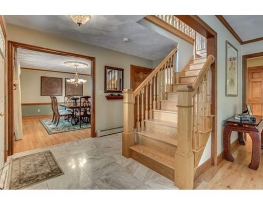 82 Fairchild Dr, Reading, MA 01867 photo 6