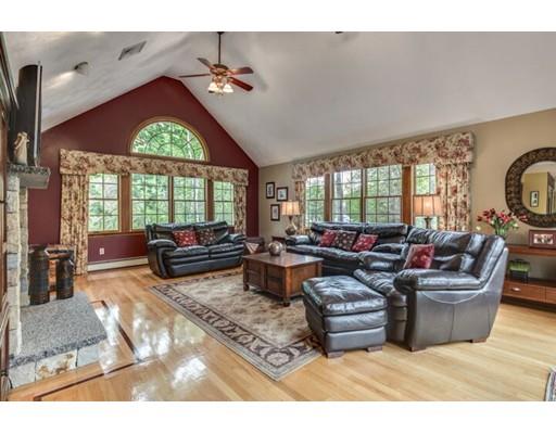 82 Fairchild Dr, Reading, MA 01867 photo 14
