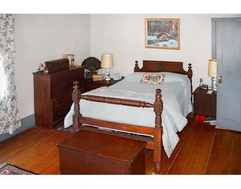 94 Salem St, Reading, MA 01867 photo 10